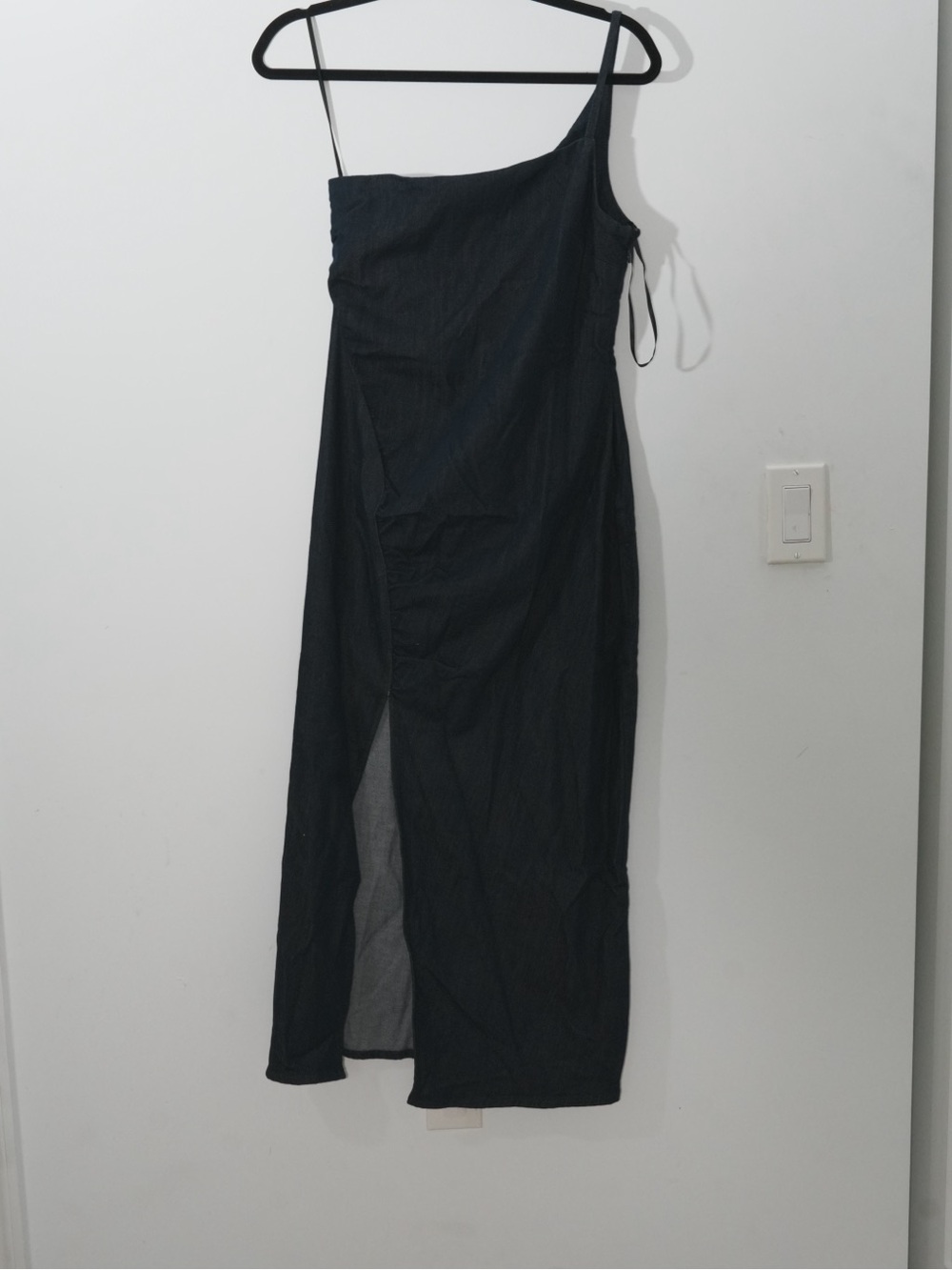 Urban Revivo Black Maxi Dress Women’s M Spaghetti Strap Side Slit